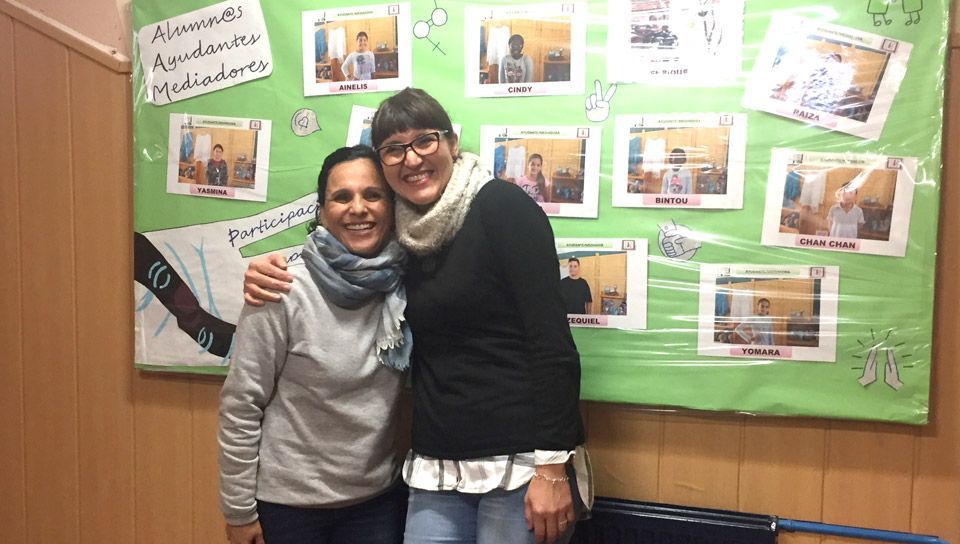Dos profesoras chilenas visitan el Colegio Ramiro Solans