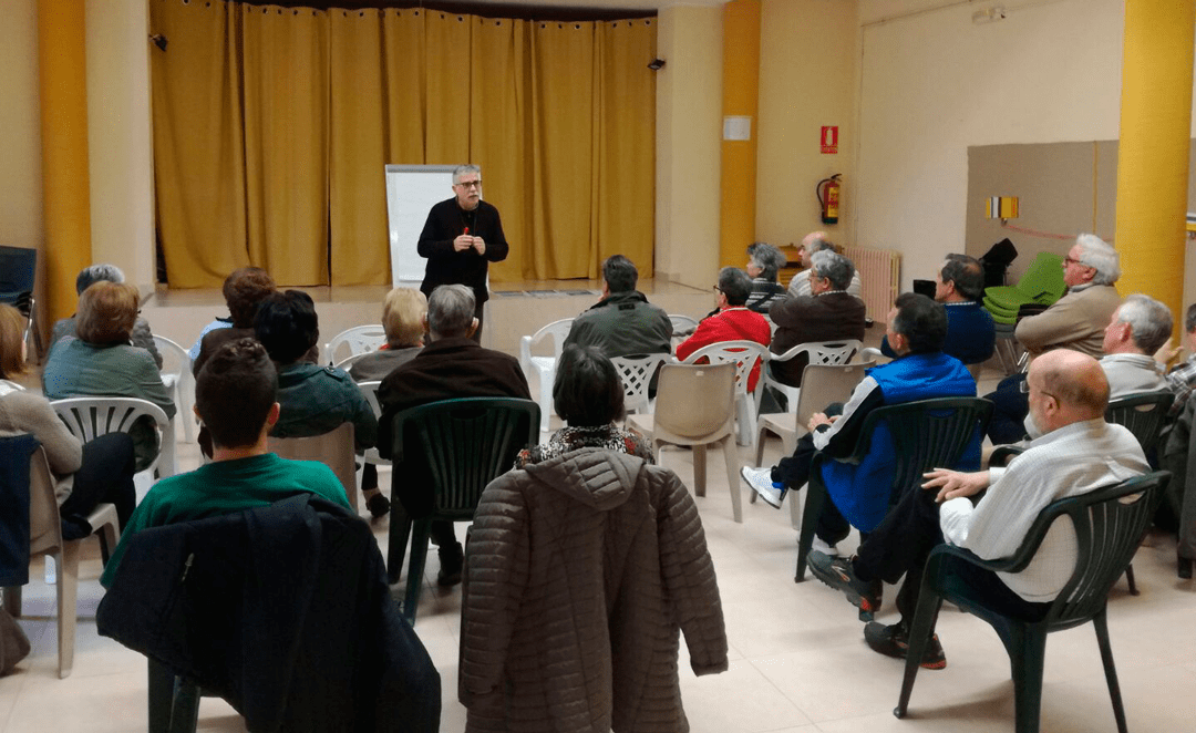 Charla sobre «Agua y Salud» en la AVV de Oliver «Aragón»